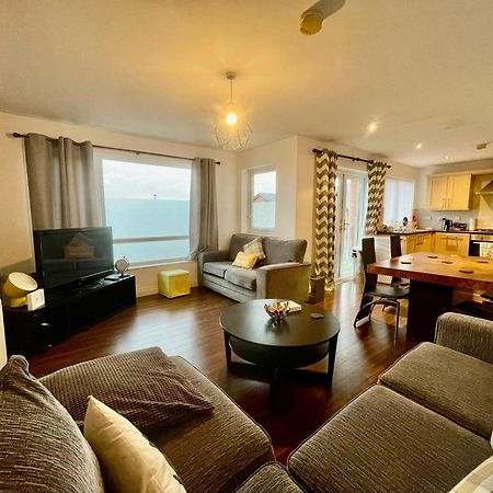 2 Bedroom City-Centre Apartment With Free Parking Белфаст Екстериор снимка